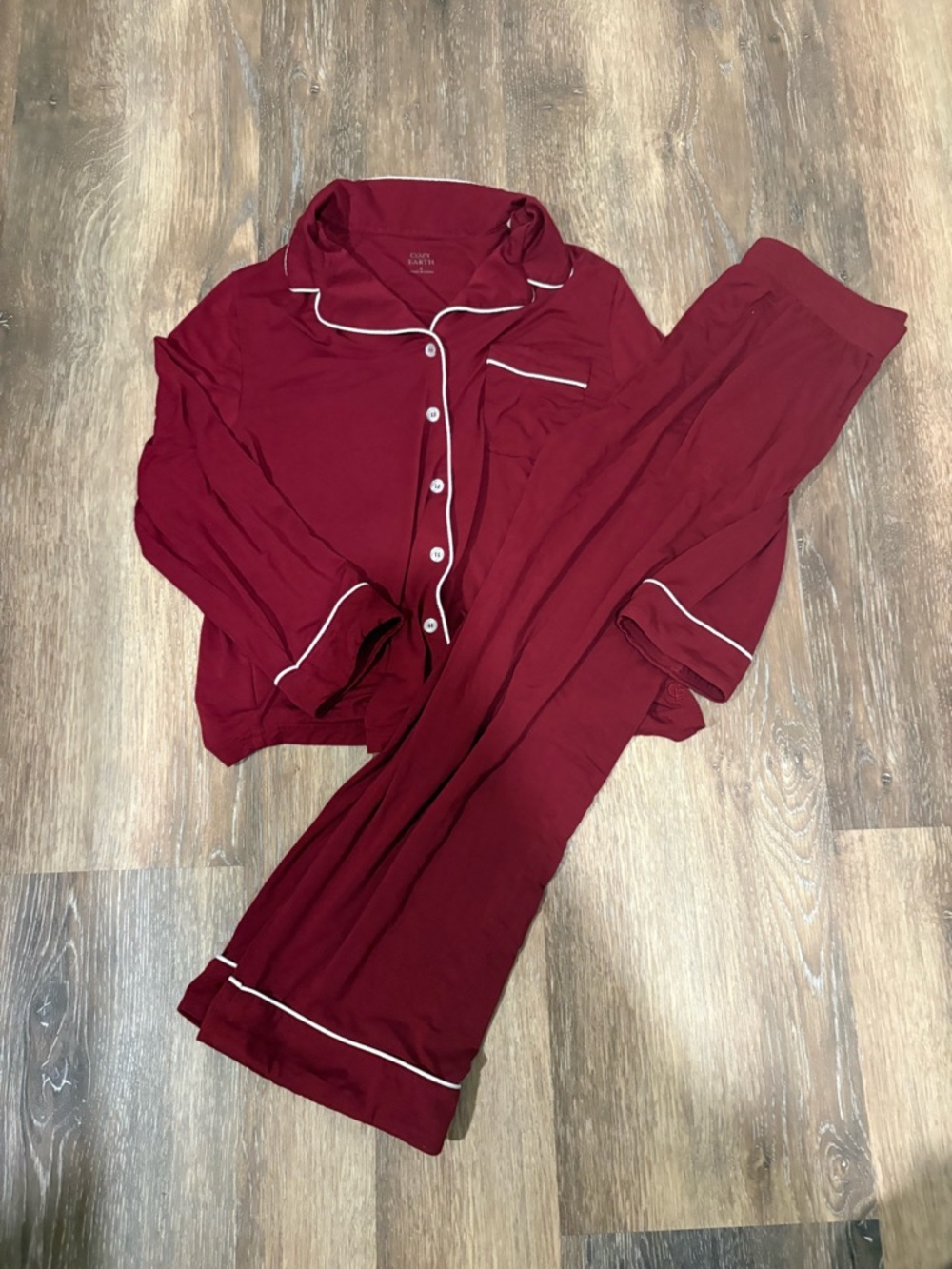 Cozy Earth Women’s Bamboo Stretch-Knit Long Sleeve Pajama Set